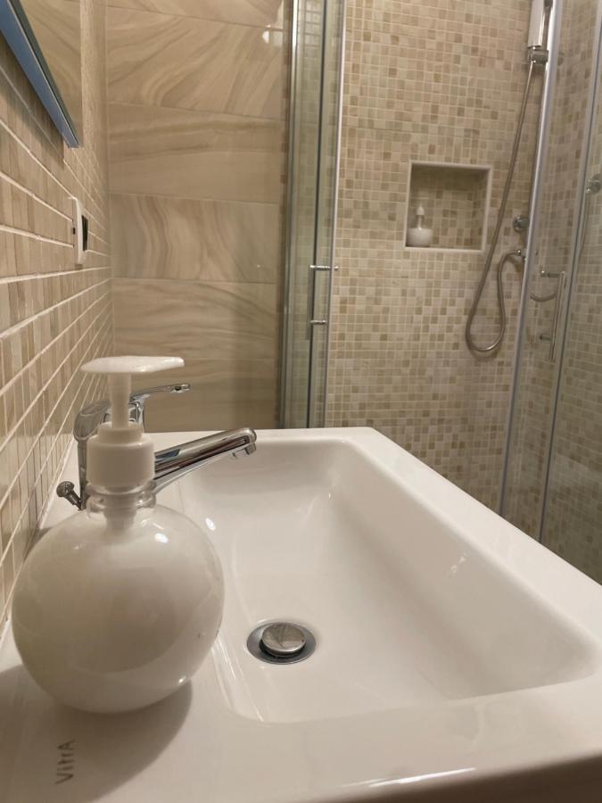 레시나 A Casa Di Nene Beb B&B 외부 사진